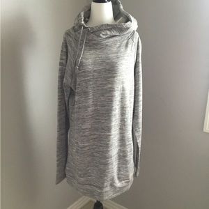 NWOT Fownd Women’s Hoodie, size L.